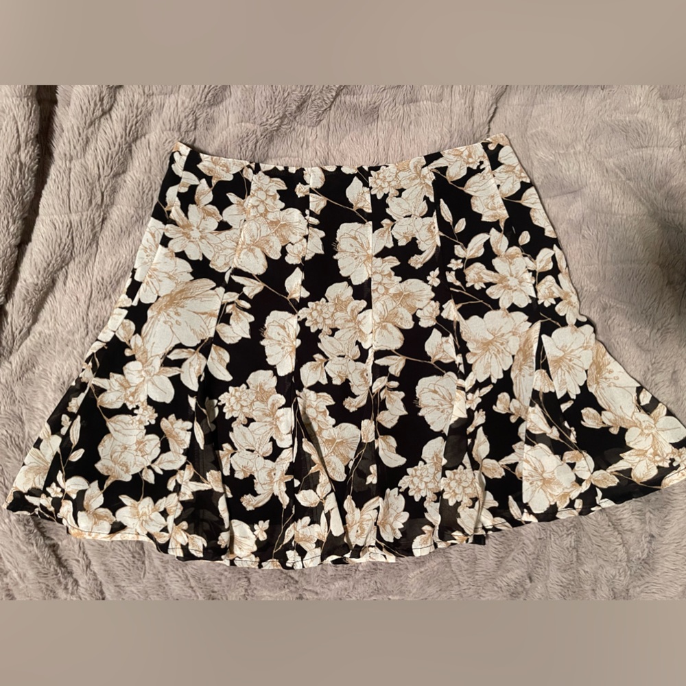 Forever 21 A-Line Floral Mini Skirt